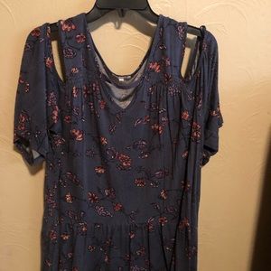 Maurices opened shoulder top
